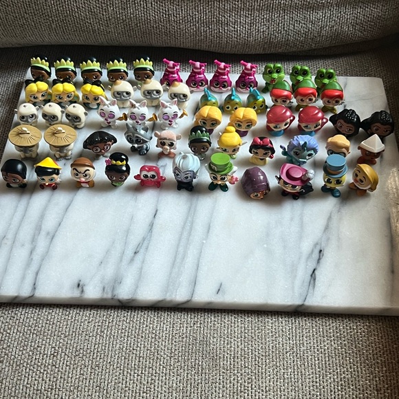 Disney Doorables lot